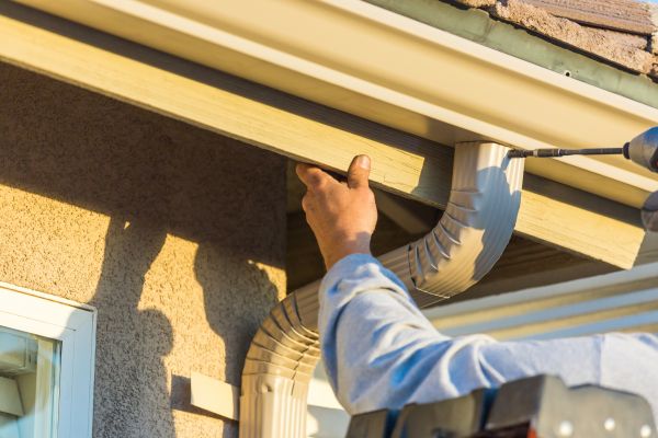 Cost of Aluminum Rain Gutter Service in Grand Prairie
